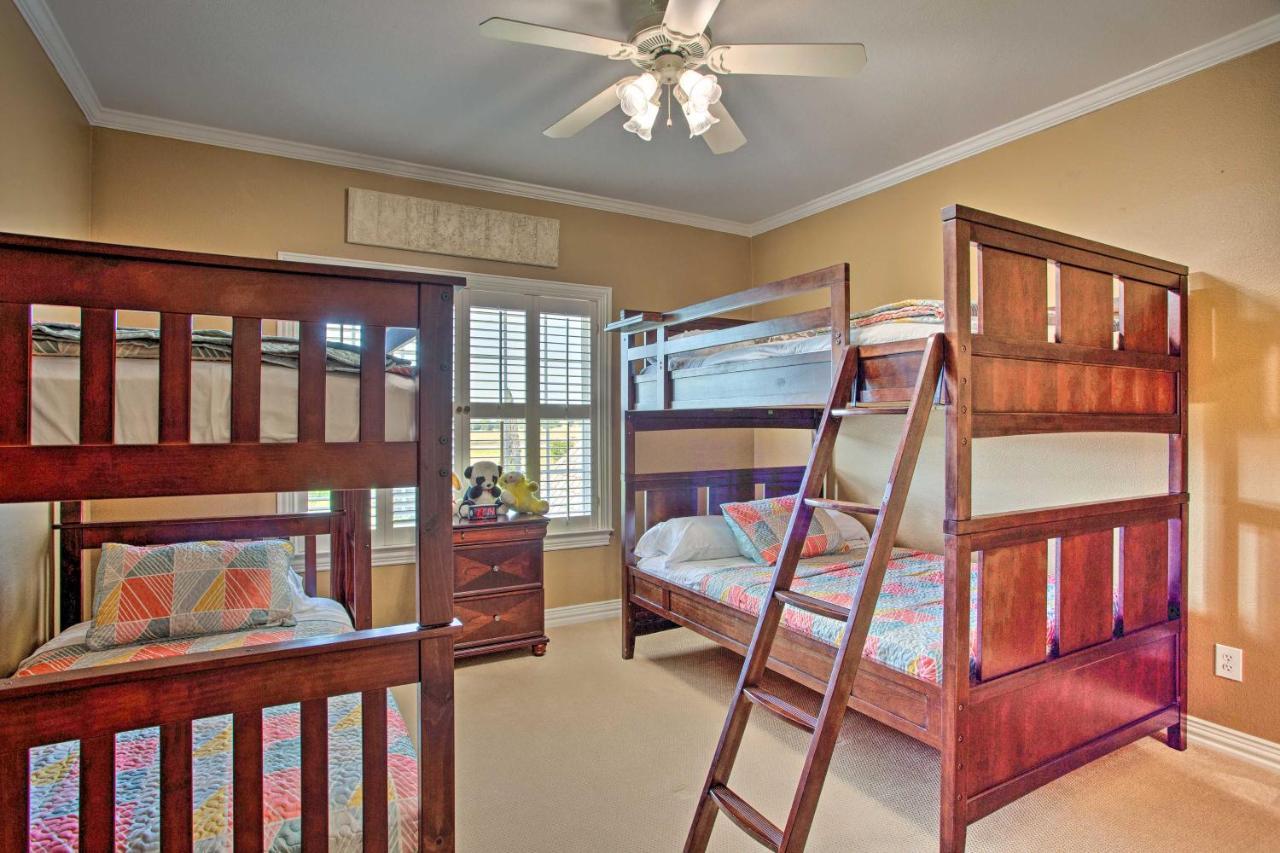 Lavish Celina Home With Patio And Game Room! المظهر الخارجي الصورة