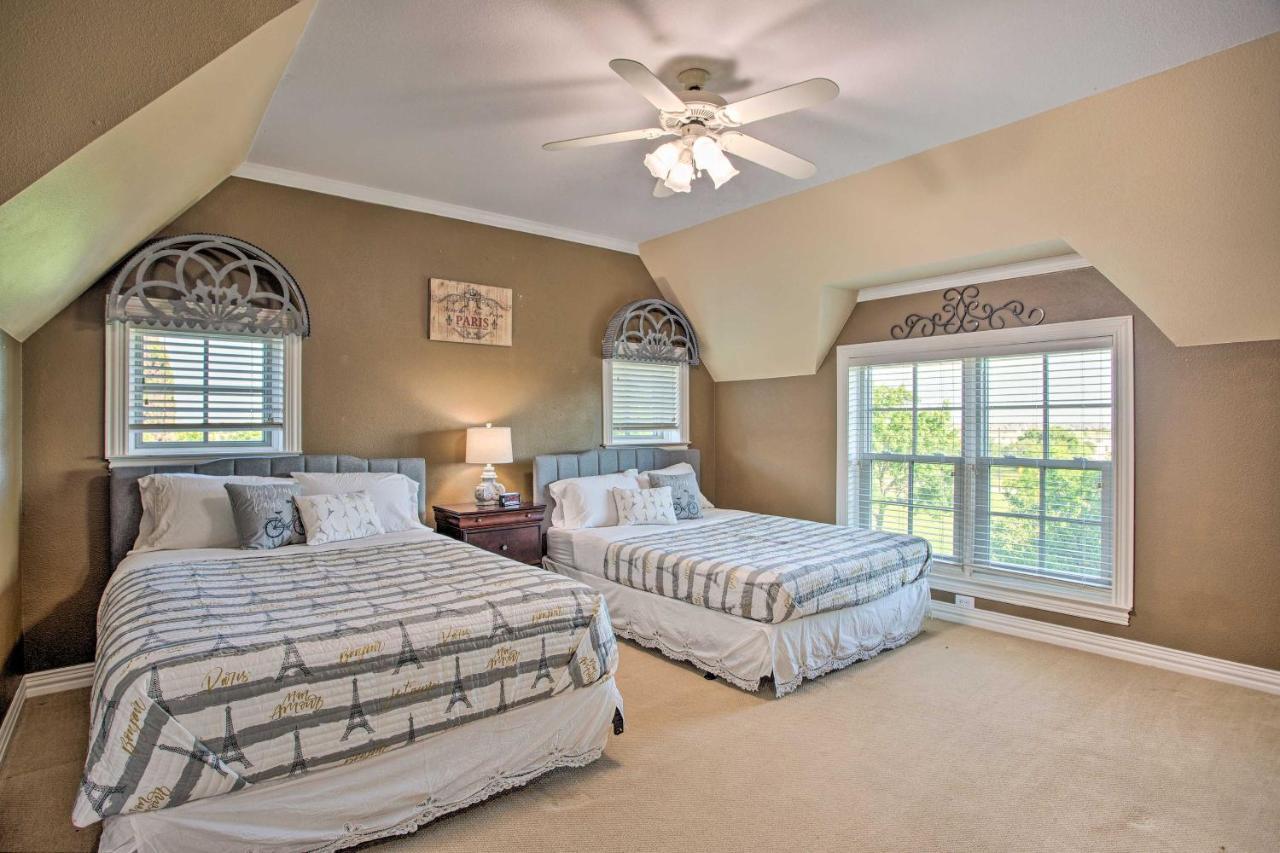 Lavish Celina Home With Patio And Game Room! المظهر الخارجي الصورة